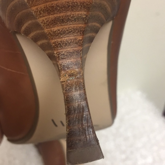 Nickels brown leather pumps. - Picture 6 of 7